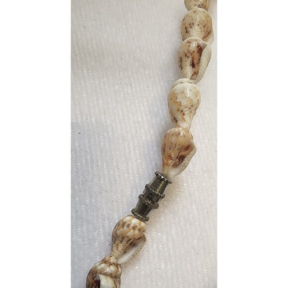 Vintage Limpet and Natural Seashells Statement Necklace - Picture 4 of 6